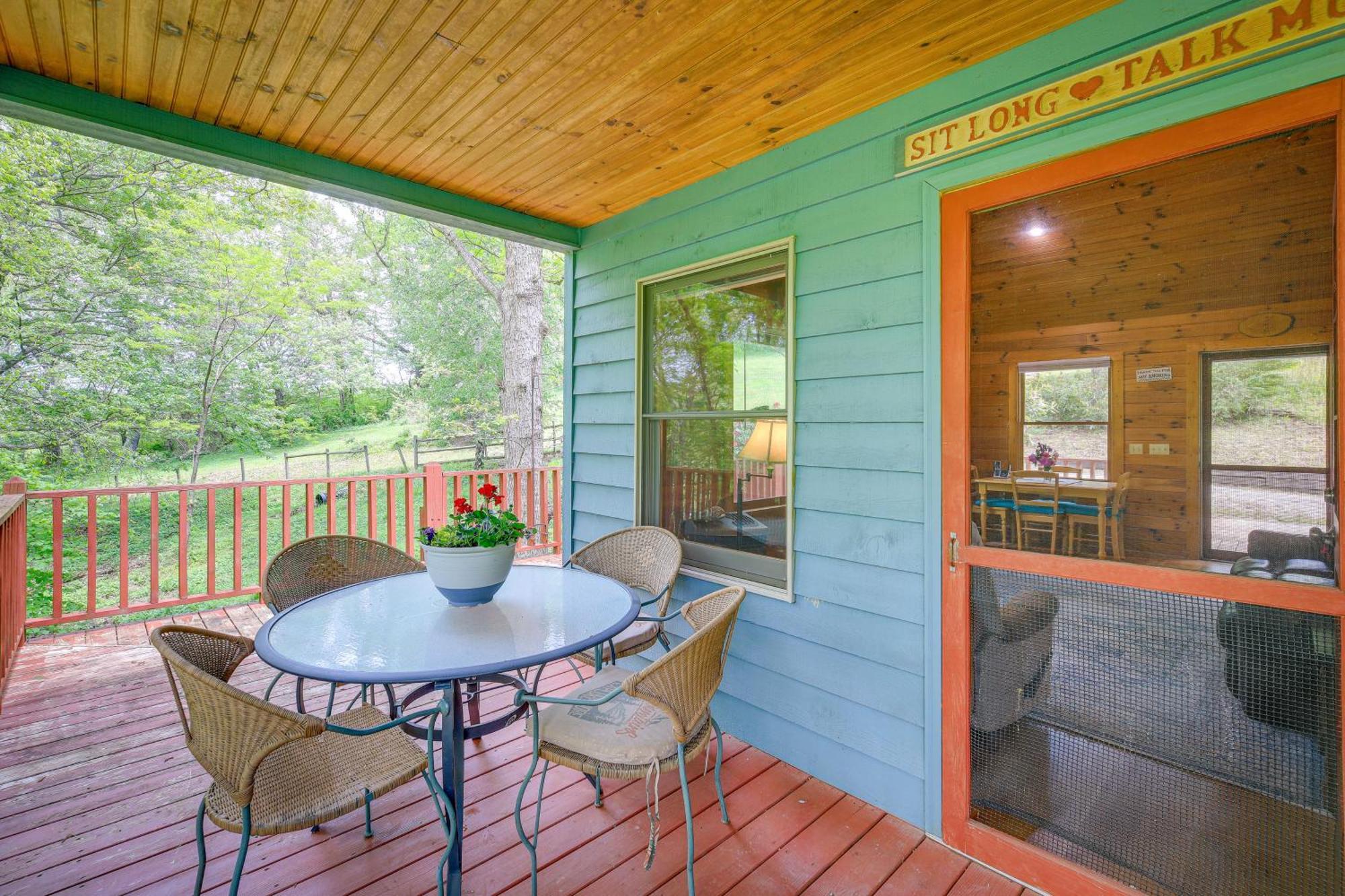 Quaint Blue Ridge Cabin Rental With On-Site Stream! Sparta Exteriör bild